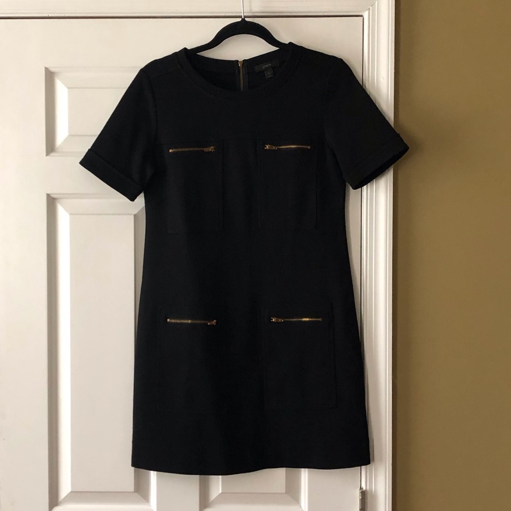 Short sleeve black wool blend dress